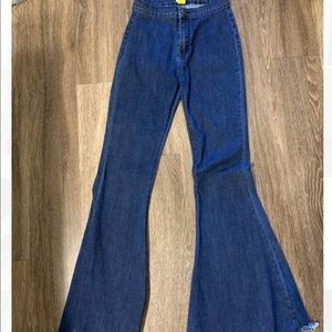 Daily high waisted bell bottom jeans